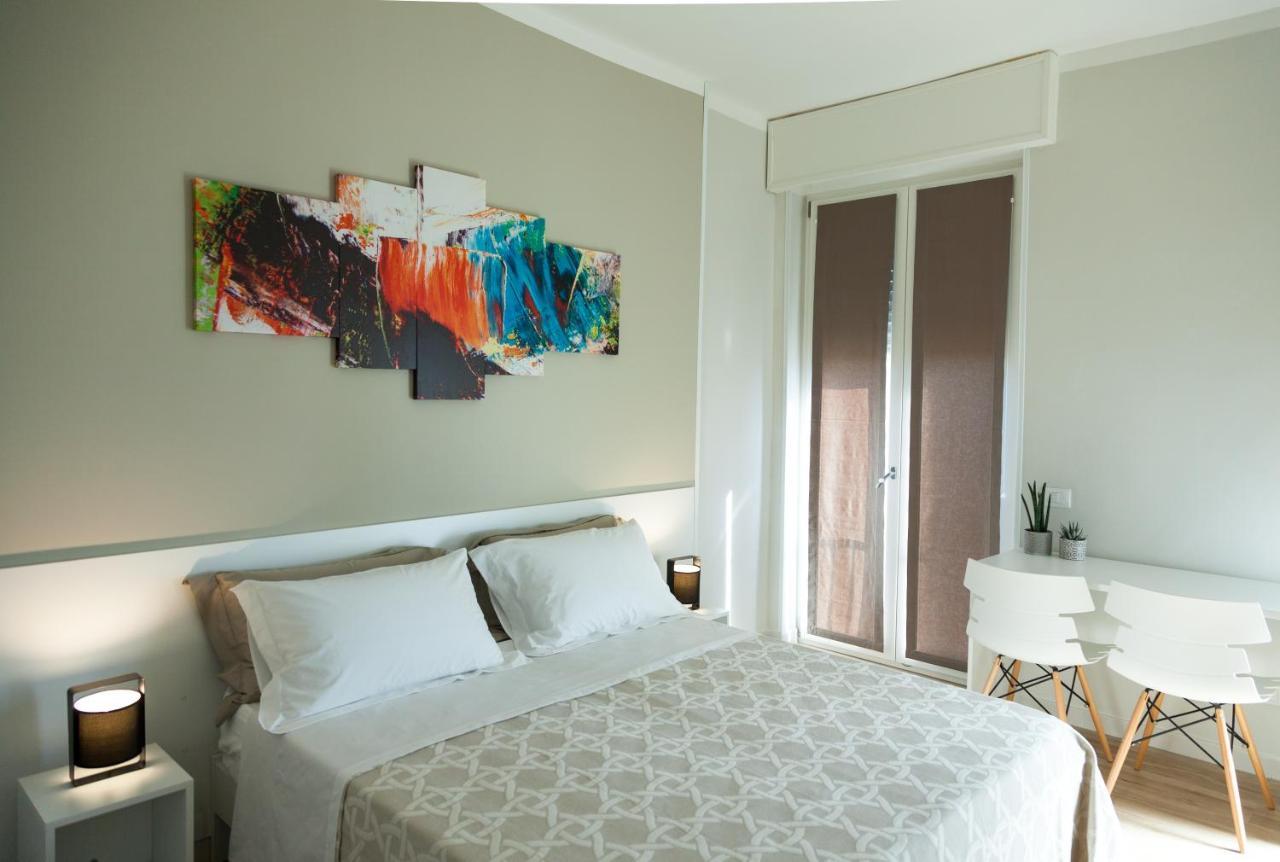 A Santa Rosa B&B Lecce Bagian luar foto